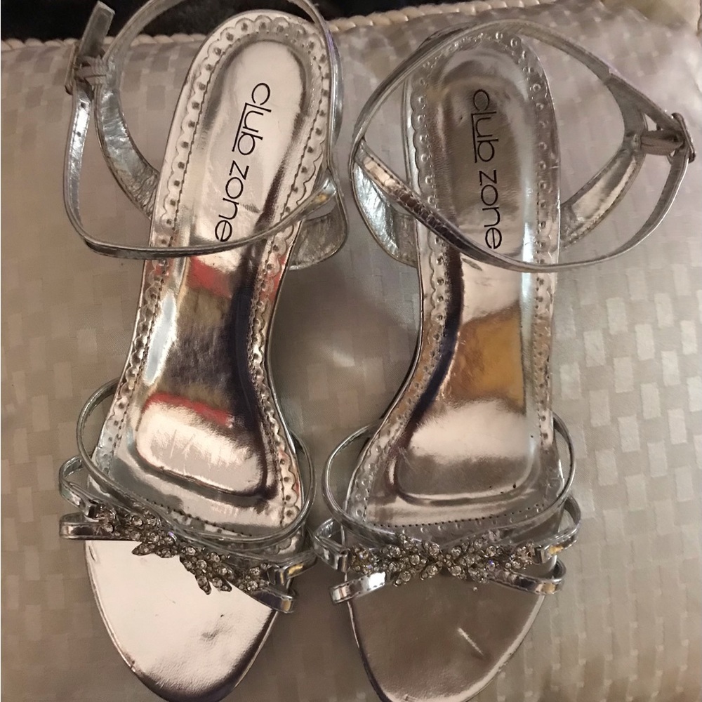 Women’s high heels silver